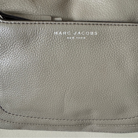 Marc Jacobs Empire City Messenger crossbody bag - Picture 4 of 15
